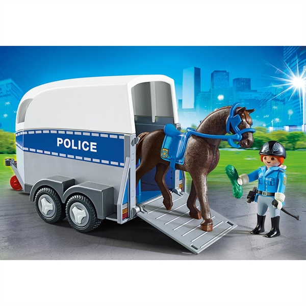Police with Horse and Trailer 6922
