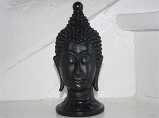 Buddha hoved, meditation, visdom og rigdom. Resin. 22cm